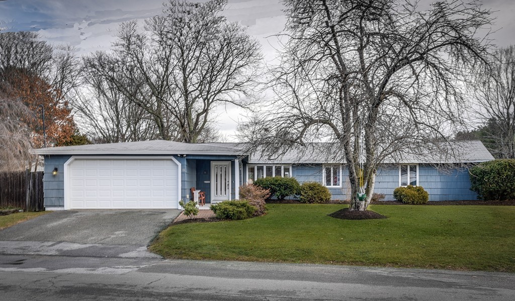 11 Leonard Road Framingham, MA 01701 - Photo 2 of 30 Gallery Image 2