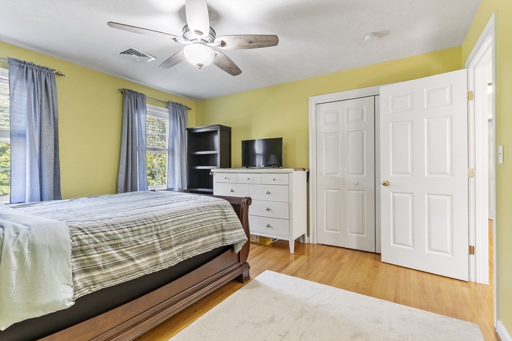 14 Harbor Light Road Leominster, MA 01453 - Photo 24 of 38 Gallery Image 24