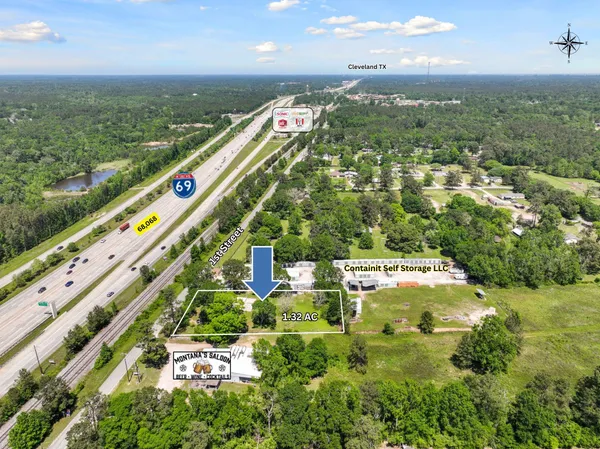 $350,000 | 15327 1st Street, Splendora, TX 77372