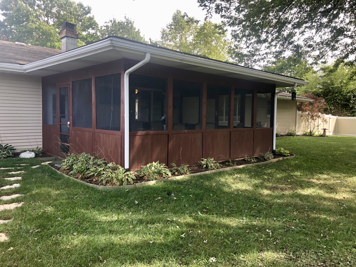 24848 South Ridge Road Elwood, IL 60421 - Photo 18 of 48 a view of a house with a garden