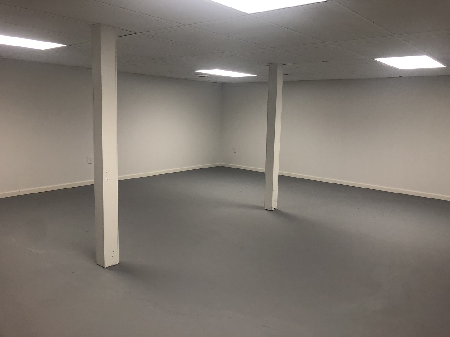 24848 South Ridge Road Elwood, IL 60421 - Photo 34 of 48 a view of an empty room