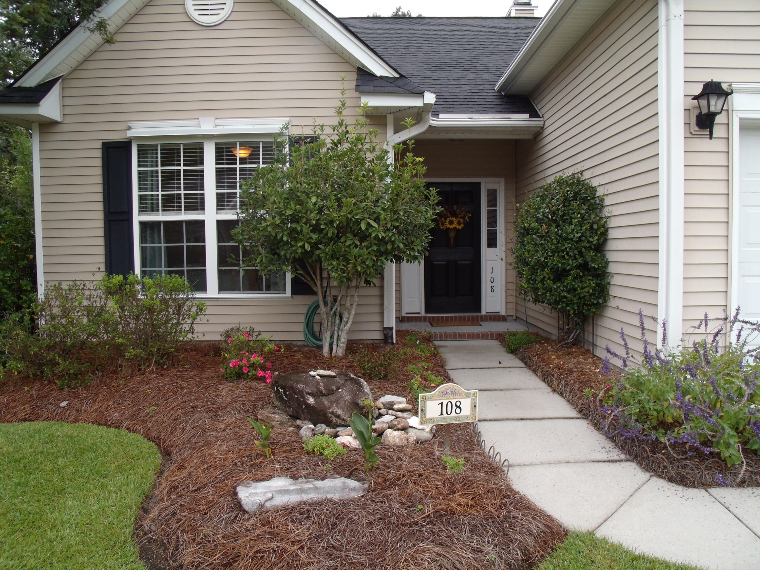 108 Oakbluff Road Summerville, SC 29485 - Photo 2 of 56 GEDC5843