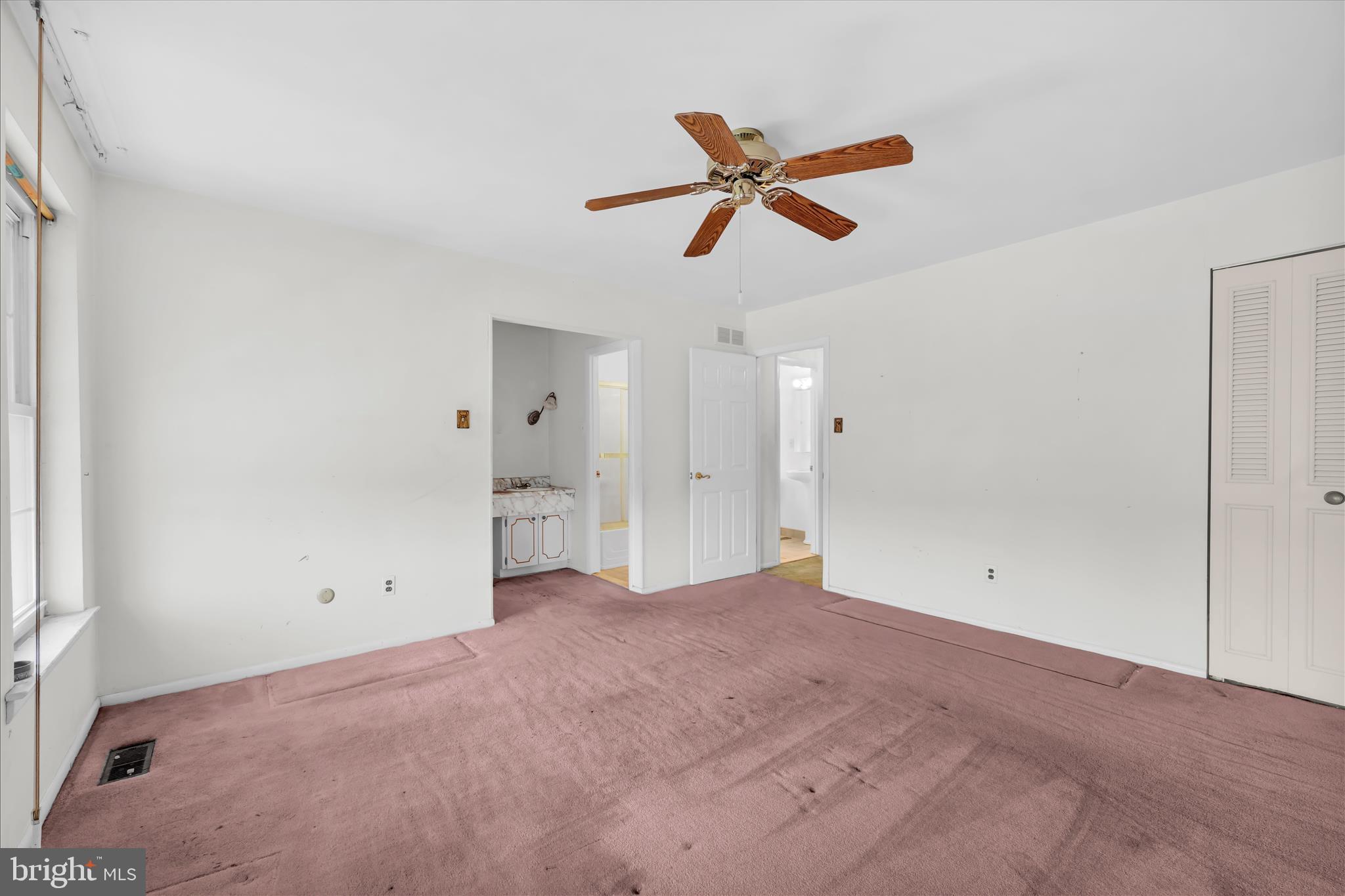 110 Greendale Road Philadelphia, PA 19154 - Photo 14 of 32 Bedroom