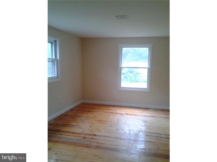 26 Henry Road Gibbsboro, NJ 08026 - Photo 6 of 8 Bedroom 2