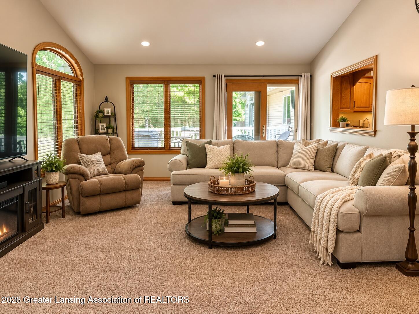 3464 South Fenmore Road Merrill, MI 48637 - Photo 3 of 19 Living Room