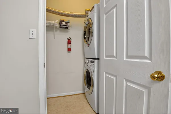 $385,000 | 46588 Drysdale Terrace, Unit 201, Sterling, VA 20165