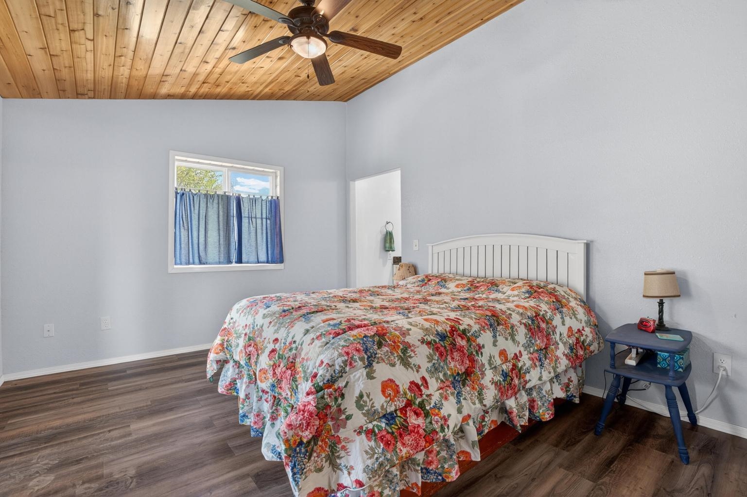 927 Mission Lake Road Kettle Falls, WA 99141 - Photo 16 of 40