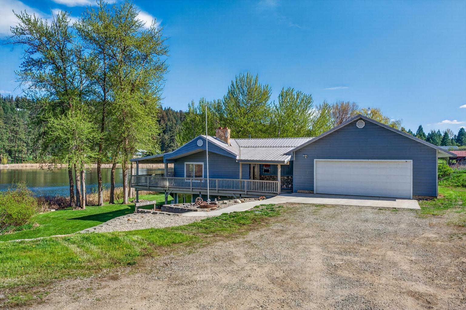 927 Mission Lake Road Kettle Falls, WA 99141 - Photo 2 of 40