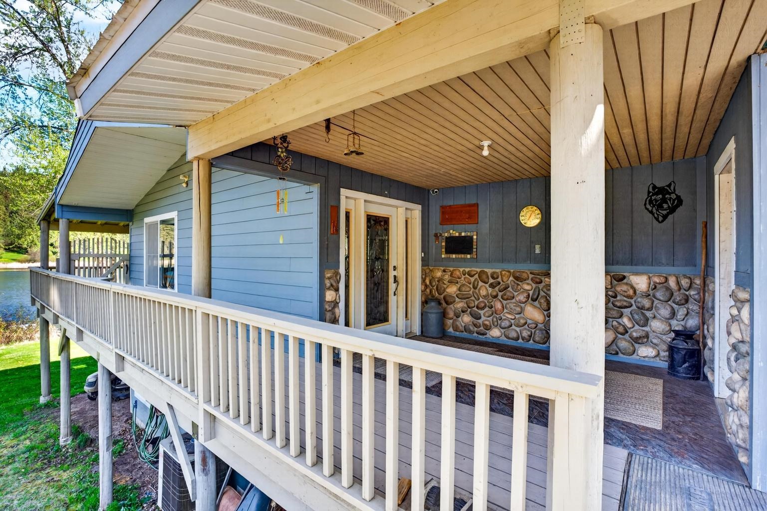 927 Mission Lake Road Kettle Falls, WA 99141 - Photo 4 of 40