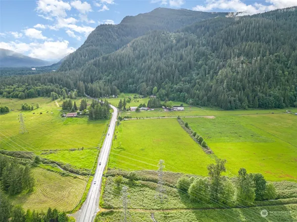 $375,000 | 20 State Rte 20, Marblemount, WA 98267
