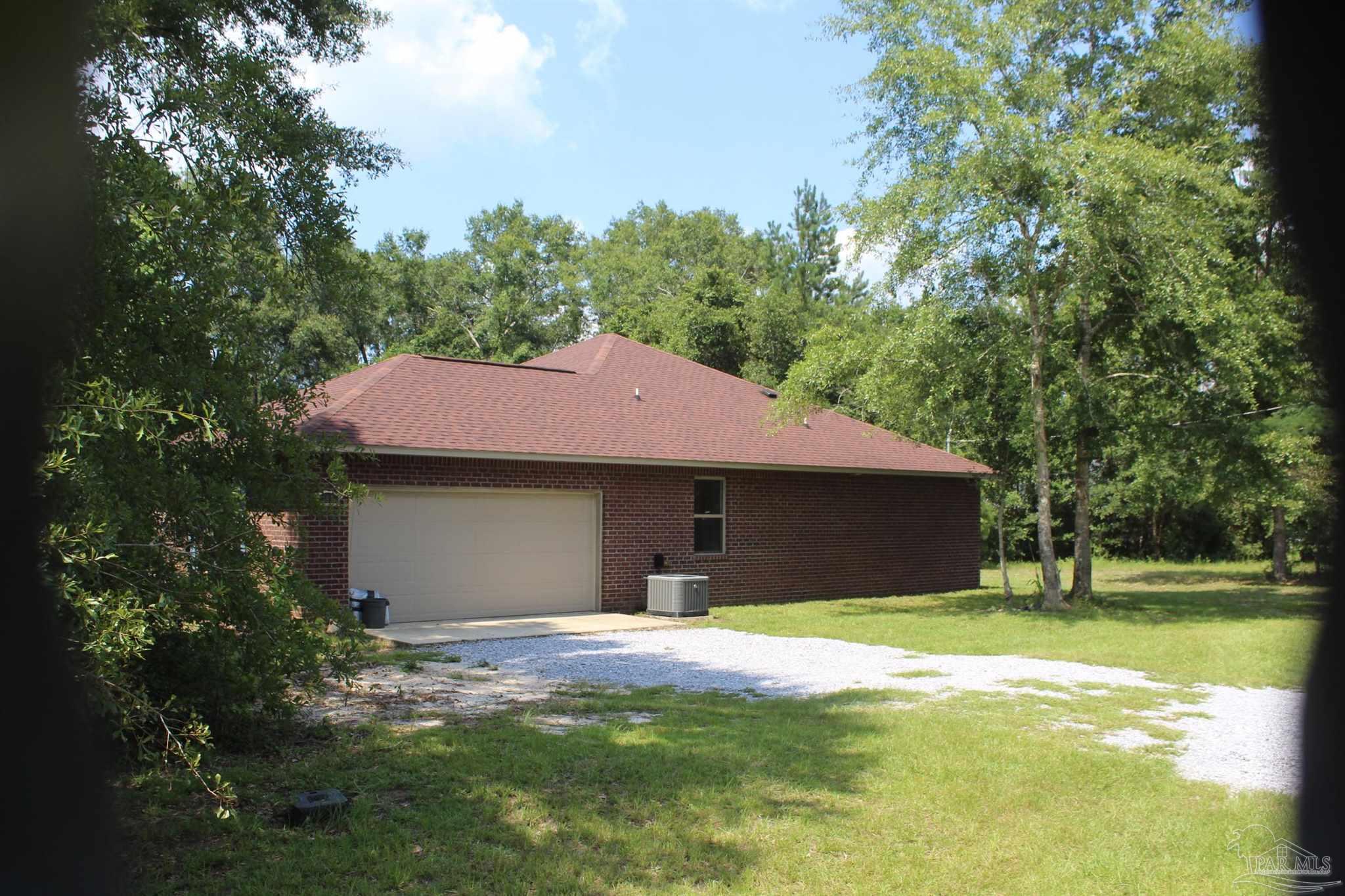190 Crowndale Road Cantonment, FL 32533 - Photo 2 of 23