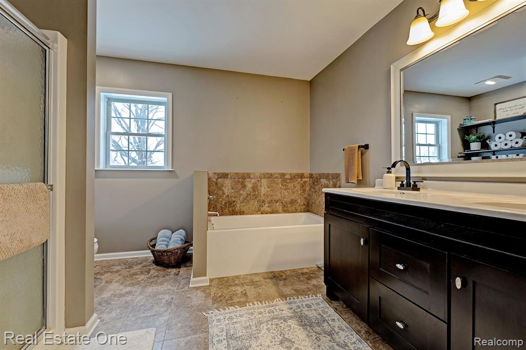 2330 Bullock Road Lapeer, MI 48446 - Photo 31 of 72