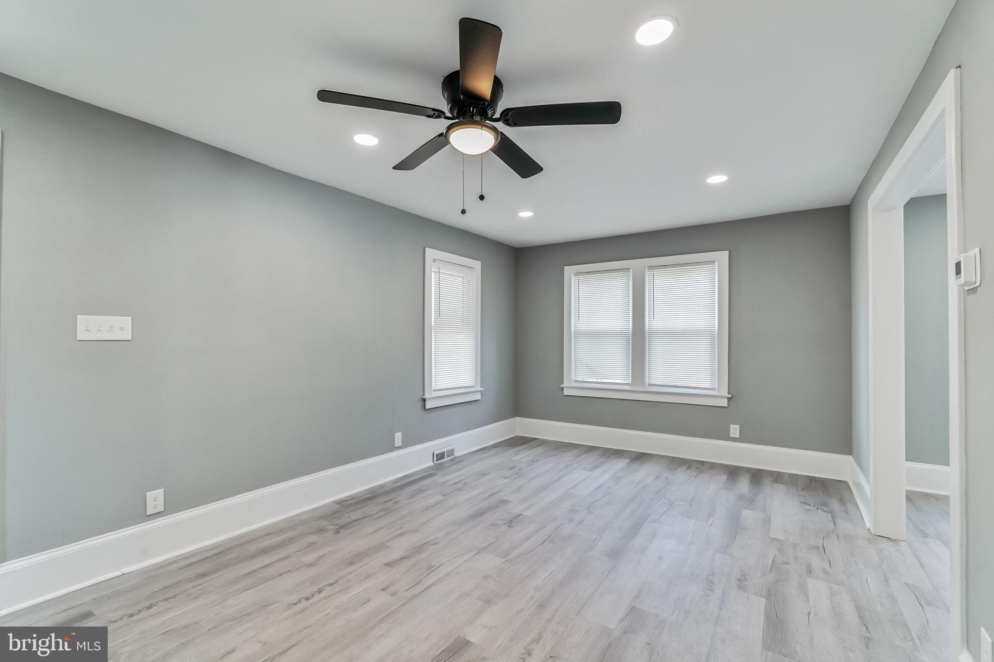 530 Walnut Avenue Laurel Springs, NJ 08021 - Photo 26 of 38