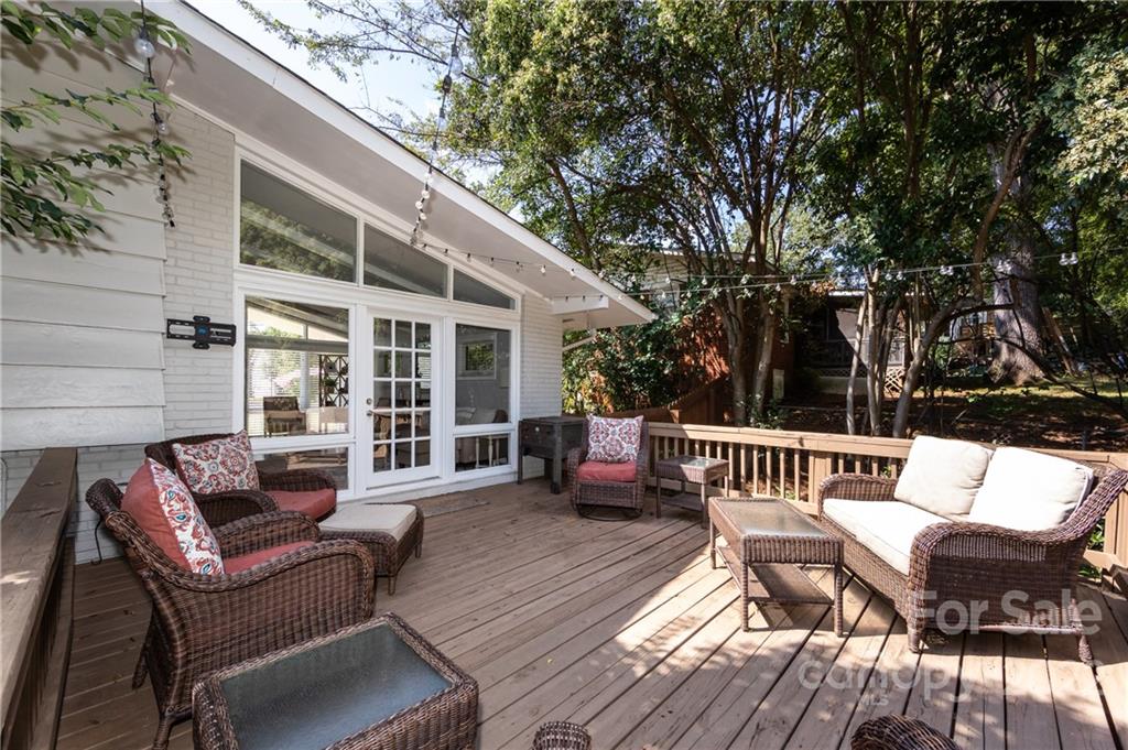 6409 Montpelier Road Charlotte, NC 28210 - Photo 33 of 35 a view of sitting area with furniture and wooden floor