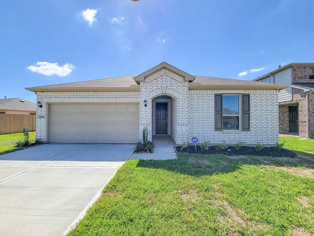 $2,375 | 2815 Lyra Court, Fresno, TX 77545