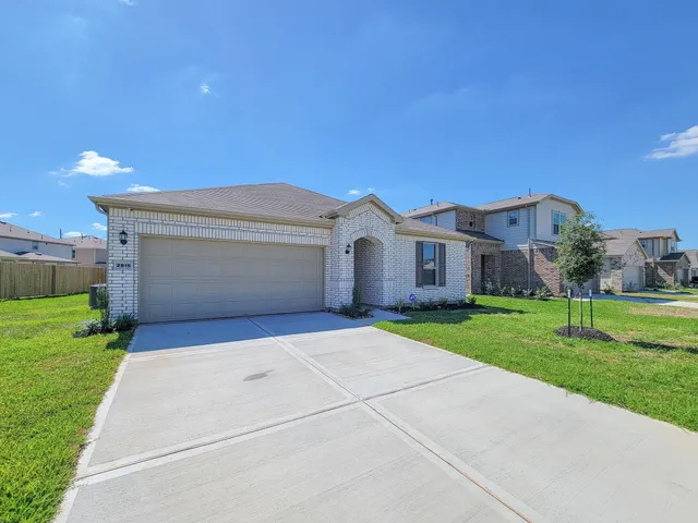 $2,250 | 2815 Lyra Court, Fresno, TX 77545
