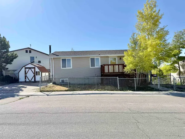 $279,500 | 1601 Canyon Road, Kemmerer, WY 83101