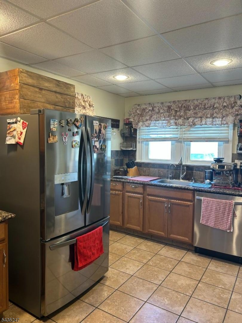 66 East Camplain Road, Unit 1 Manville, NJ 08835 - Photo 8 of 12