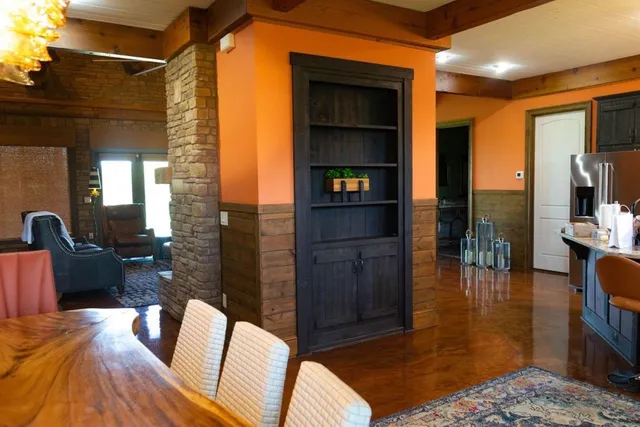 $3,800,000 | 7598 Campbell's Corner Road, Macedonia, IL 62860