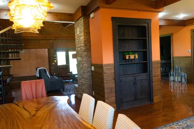 $3,800,000 | 7598 Campbell's Corner Road, Macedonia, IL 62860