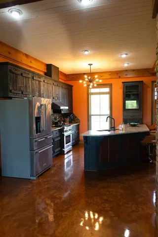 $3,800,000 | 7598 Campbell's Corner Road, Macedonia, IL 62860