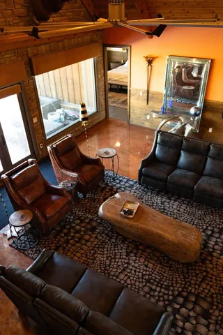 $3,800,000 | 7598 Campbell's Corner Road, Macedonia, IL 62860