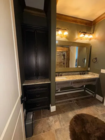 $3,800,000 | 7598 Campbell's Corner Road, Macedonia, IL 62860