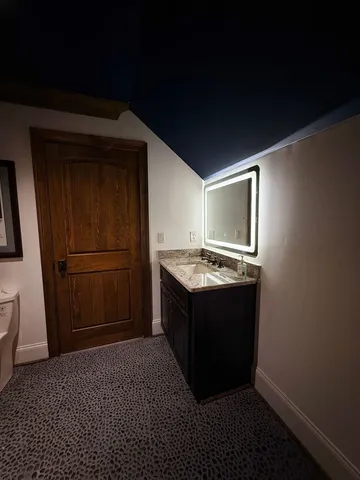 $3,800,000 | 7598 Campbell's Corner Road, Macedonia, IL 62860