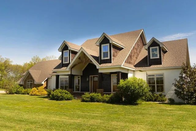 $3,800,000 | 7598 Campbell's Corner Road, Macedonia, IL 62860