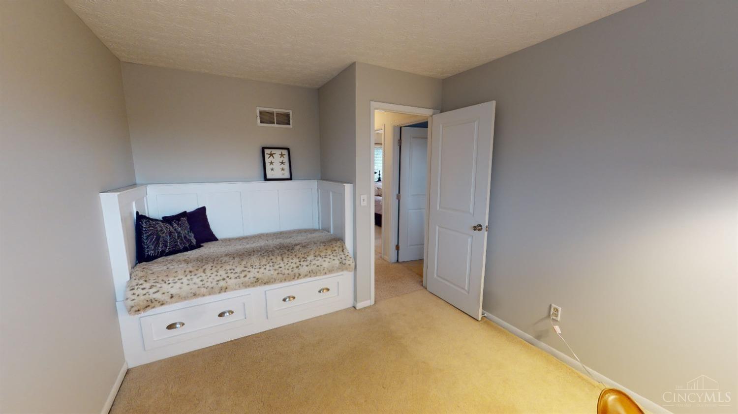 3646 Hopper Ridge Road Cincinnati, OH 45255 - Photo 32 of 45 Gallery Image 32