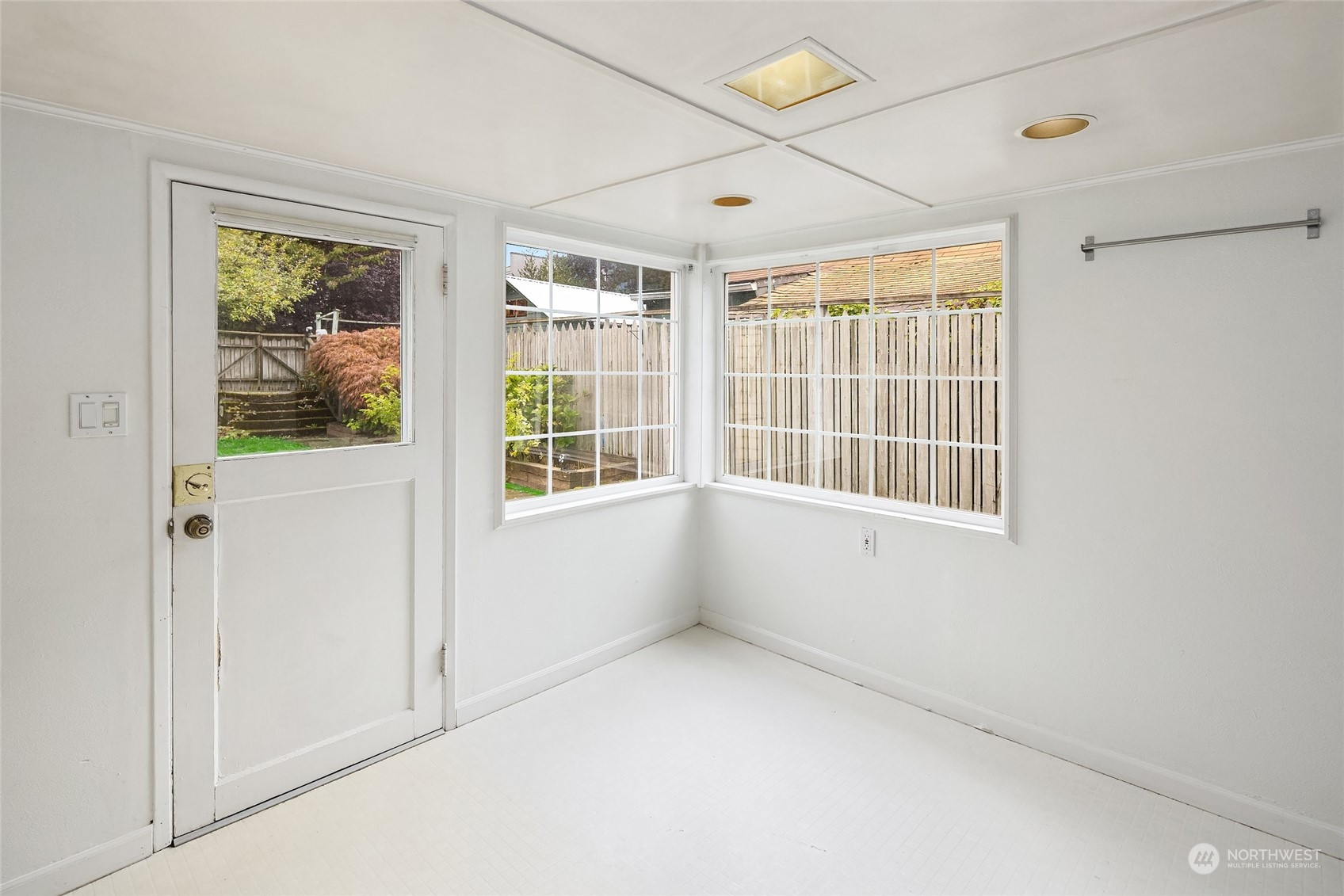 742 North 71st Street Seattle, WA 98103 - Photo 15 of 21 Gallery Image 15