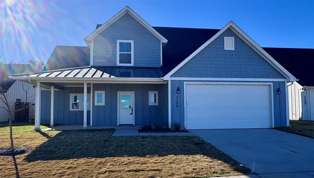 $3,000 | 2200 Salina Circle, Granbury, TX 76048