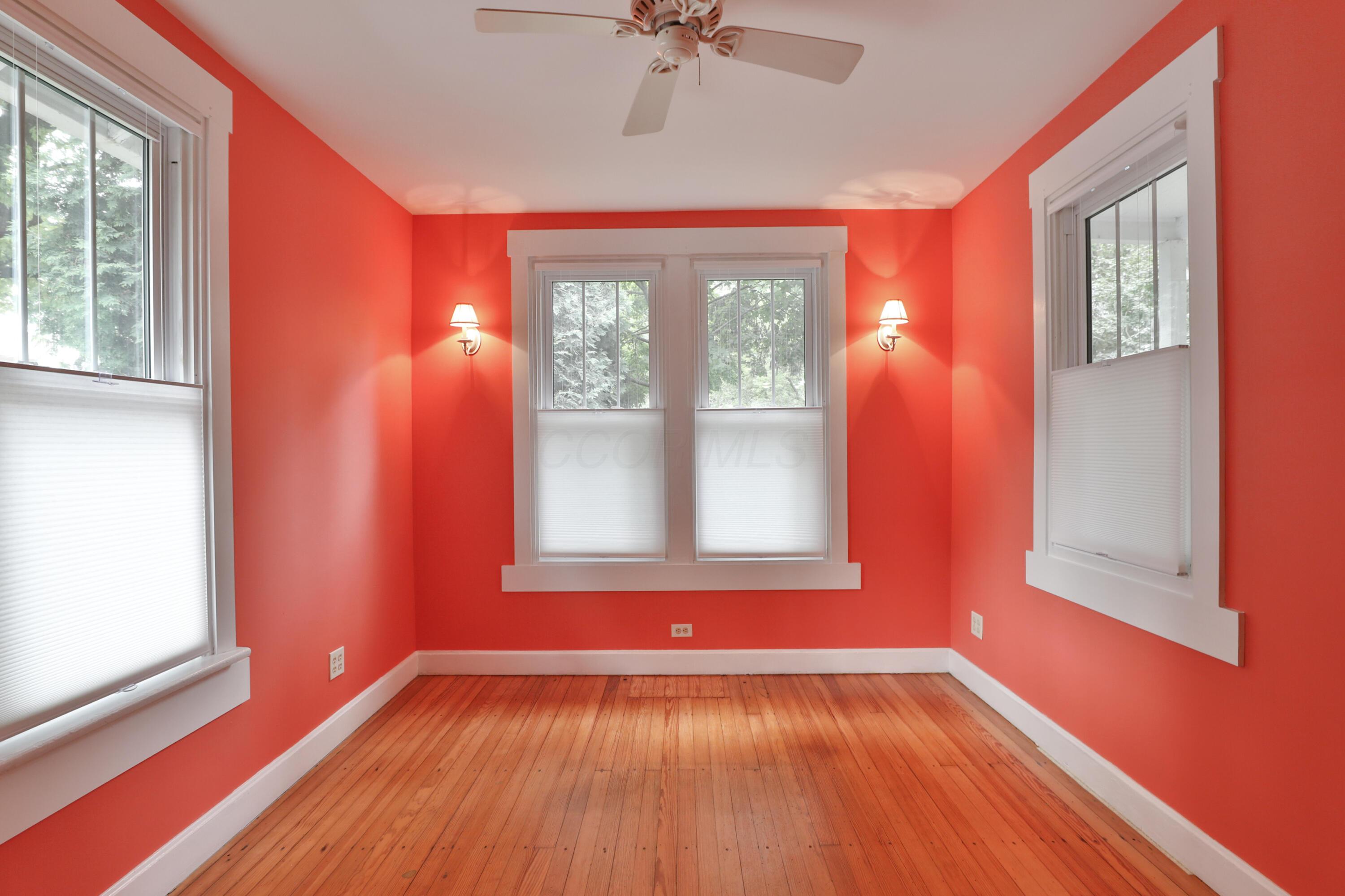 588 Midgard Road Columbus, OH 43202 - Photo 15 of 40 588-MidgardRd-12
