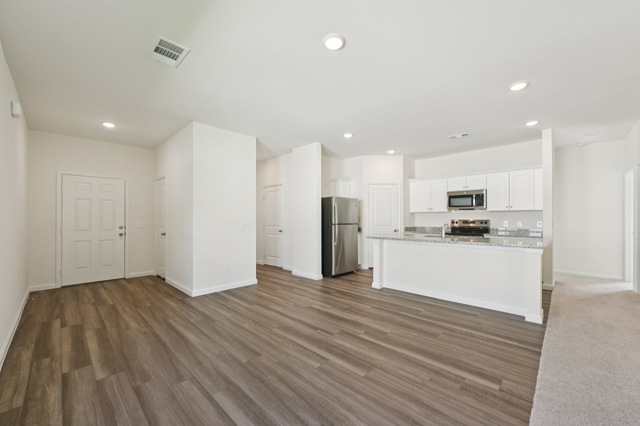 17420 Ronocco Road Pflugerville, TX 78660 - Photo 8 of 11