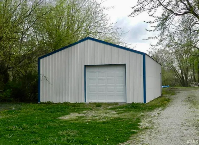 $62,500 | 935 N Cr West, Richland, IN 47634