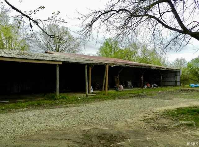 $62,500 | 935 N Cr West, Richland, IN 47634