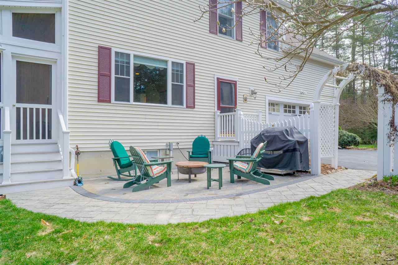 49 West Hollis Road Hollis, NH 03049 - Photo 6 of 36