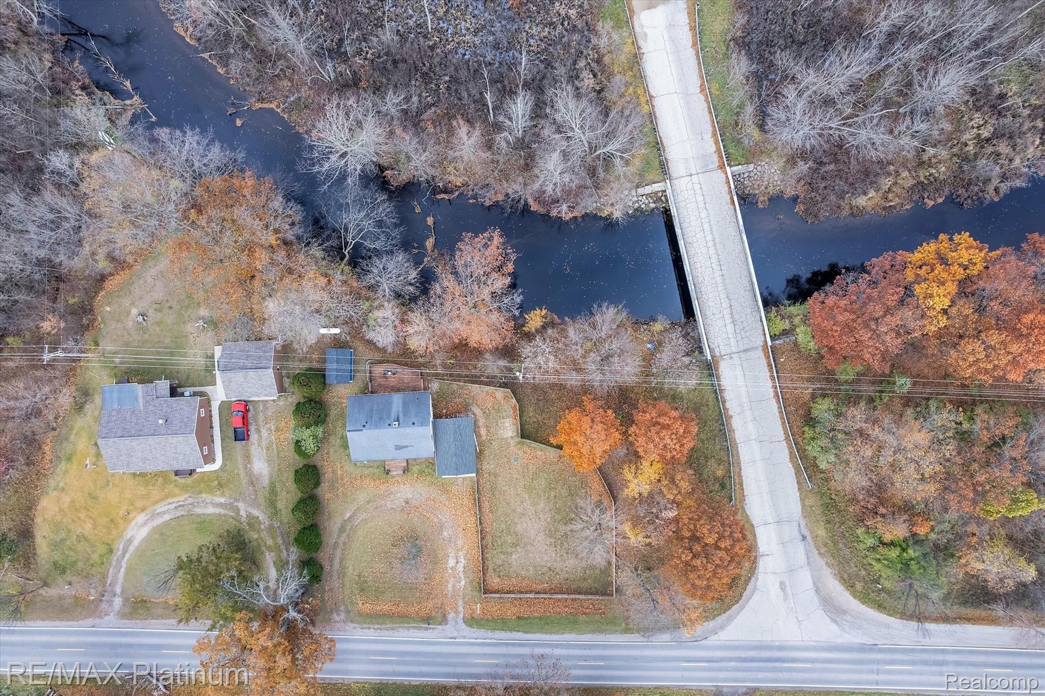12416 Silver Lake Road Byron, MI 48418 - Photo 43 of 45 57-12416 Silver Lake Rd-windowstill-realestate-photography-57.jpg