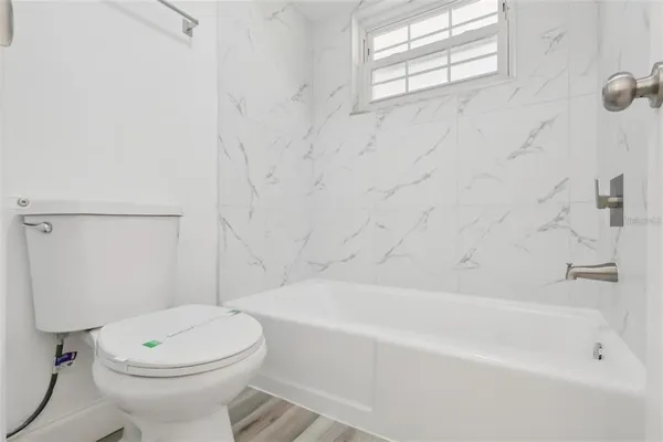 $1,800 | 11147 Acme Drive, Unit 207D, Orlando, FL 32825