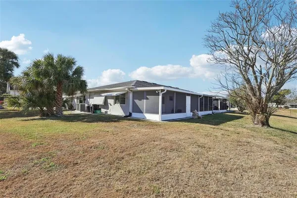 $1,800 | 11147 Acme Drive, Unit 207D, Orlando, FL 32825