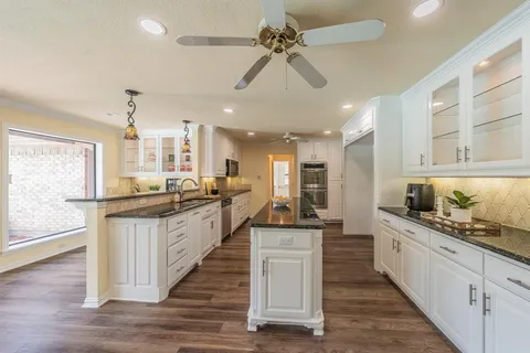 $599,000 | 2709 Oak Trail Court, Dalworthington Gardens, TX 76016