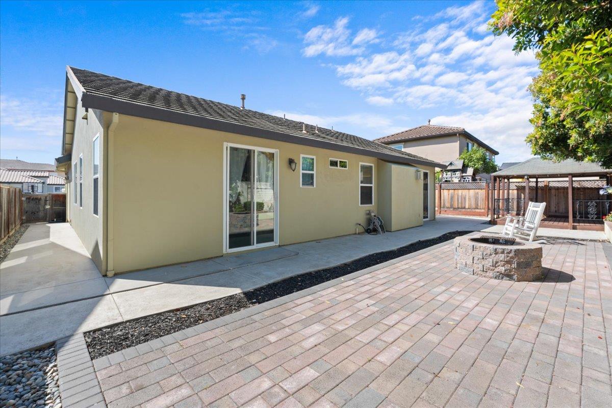 478 Churchill Way Salinas, CA 93906 - Photo 29 of 31 a front view of a house with a yard
