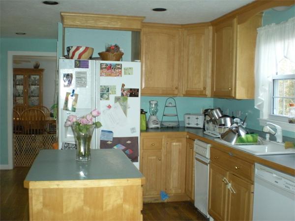 288 Holly Road Marshfield, MA 02050 - Photo 3 of 3 Gallery Image 3