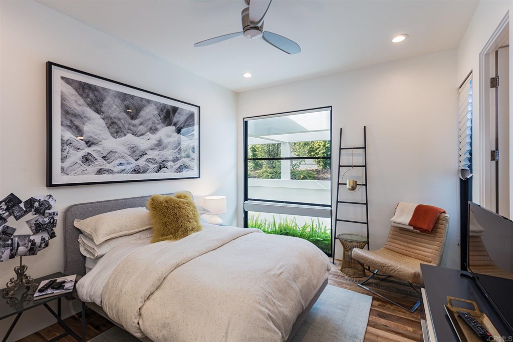 12894 Via Latina Del Mar, CA 92014 - Photo 15 of 20