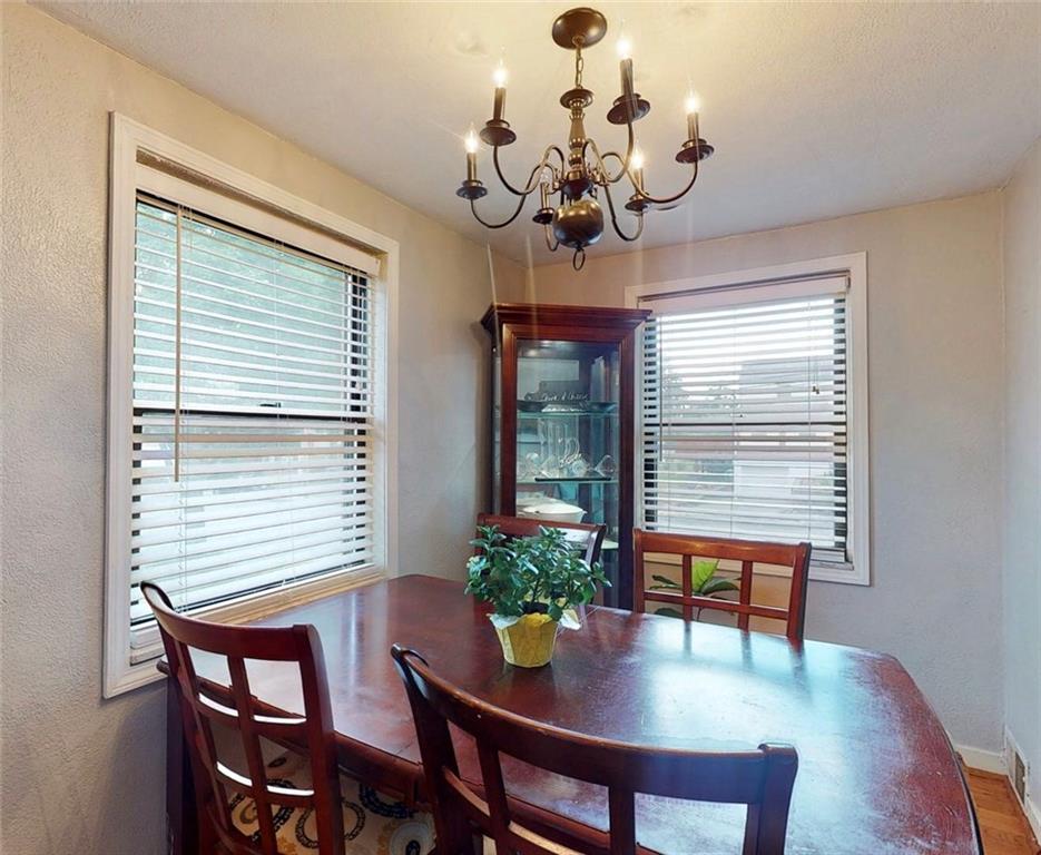 811 Shadycrest Road Pittsburgh, PA 15216 - Photo 8 of 25 Dining Room - Sun-filled, 2 windows!