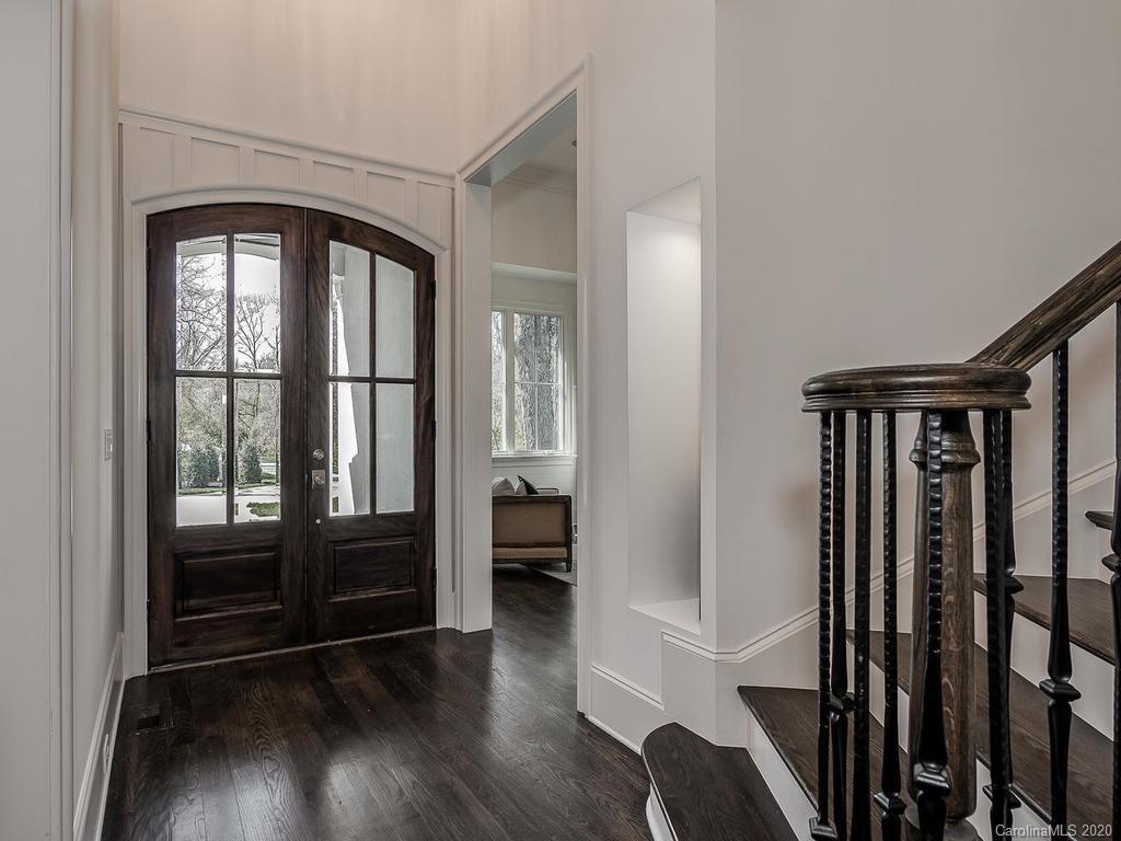 3019 Sharon Road Charlotte, NC 28211 - Photo 3 of 38