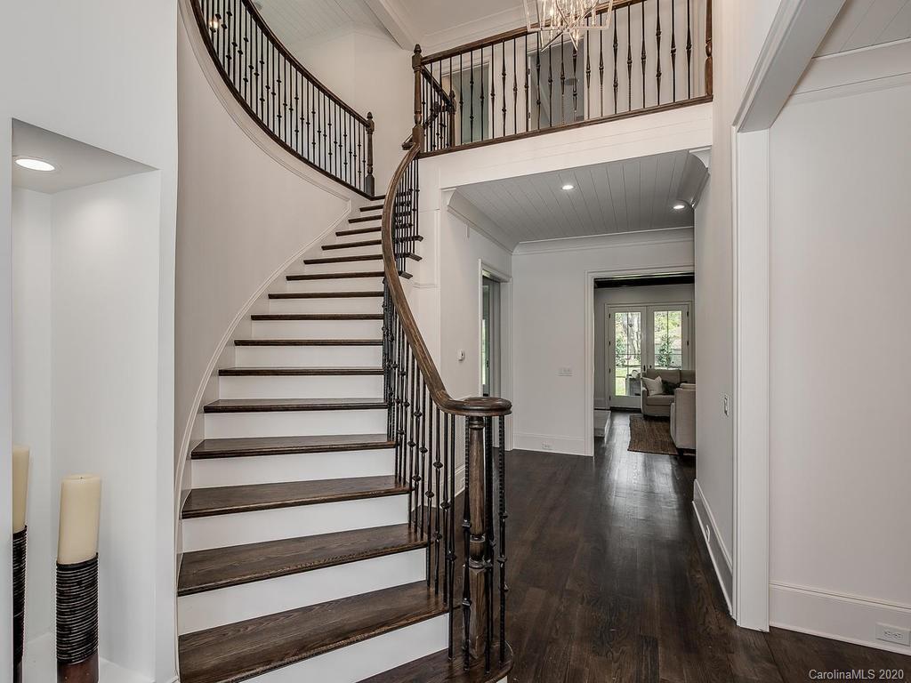3019 Sharon Road Charlotte, NC 28211 - Photo 4 of 38