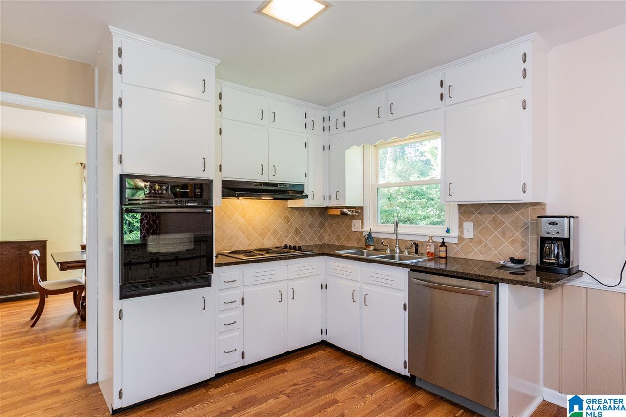 2204 Tal Brook Road Birmingham, AL 35216 - Photo 9 of 39
