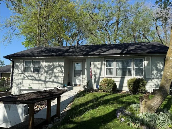 $248,000 | 110 North Ridge Avenue, Liberty, MO 64068