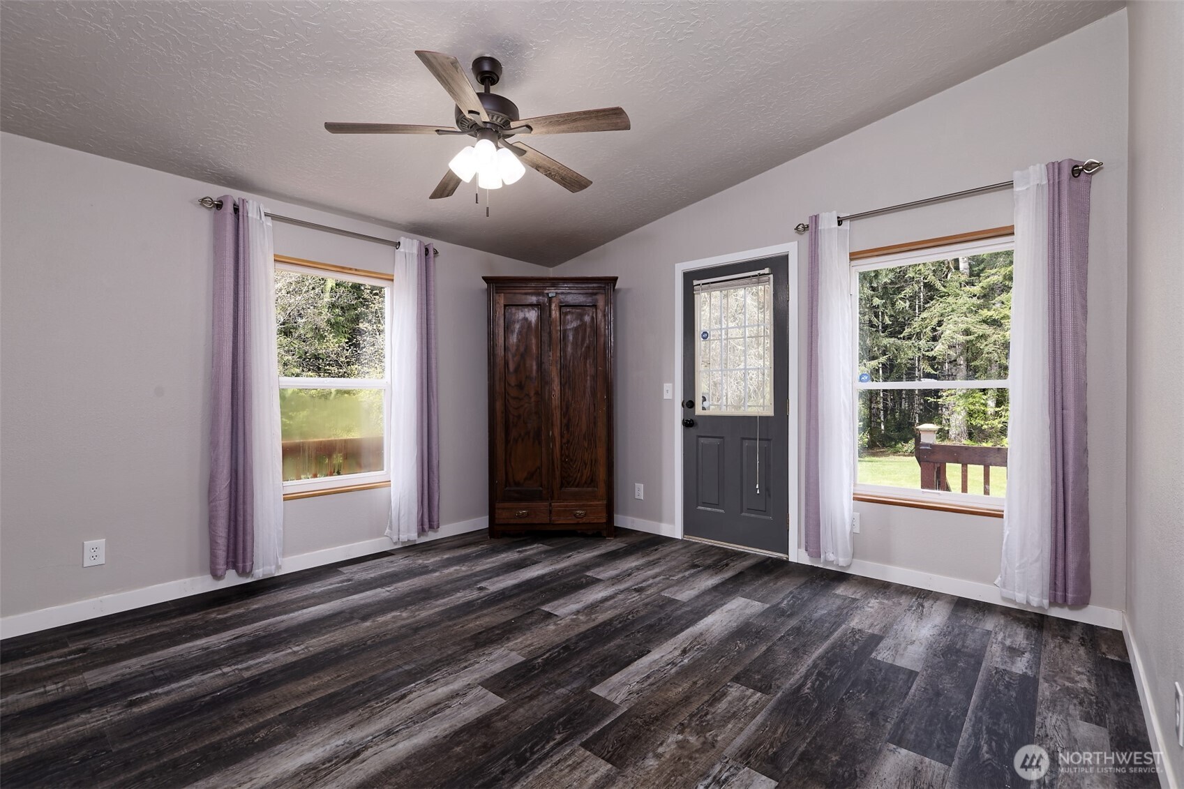 4080 West Shelton Matlock Road Shelton, WA 98584 - Photo 23 of 35